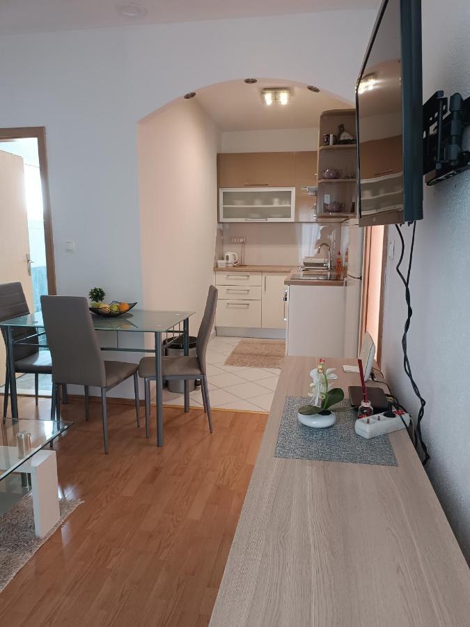 Apartment "San Marino" Baška Voda Eksteriør bilde