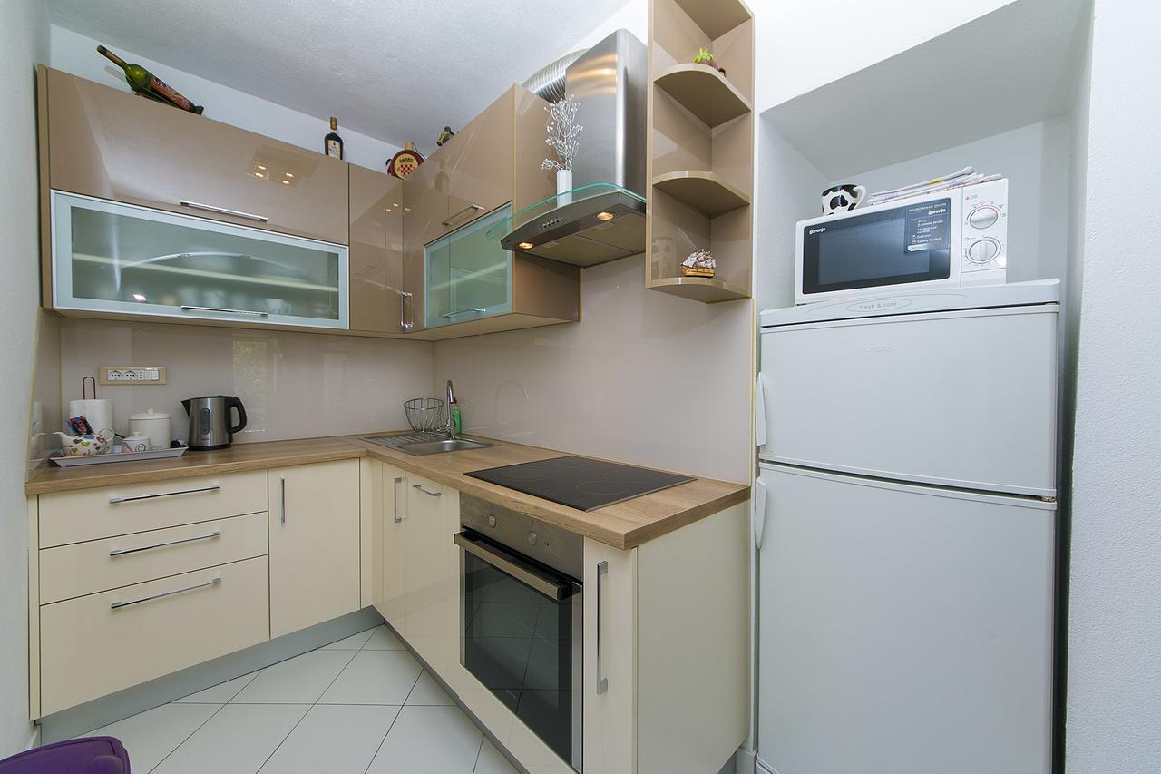 Apartment "San Marino" Baška Voda Eksteriør bilde